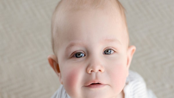 ＂维d2磷酸氢钙片＂4个月婴儿缺钙的表现、4个月婴儿缺钙的表现与症状